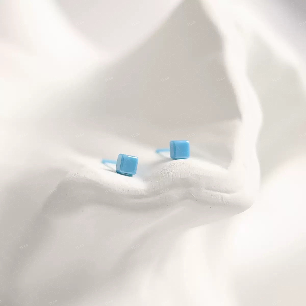 Cube Stud Earings