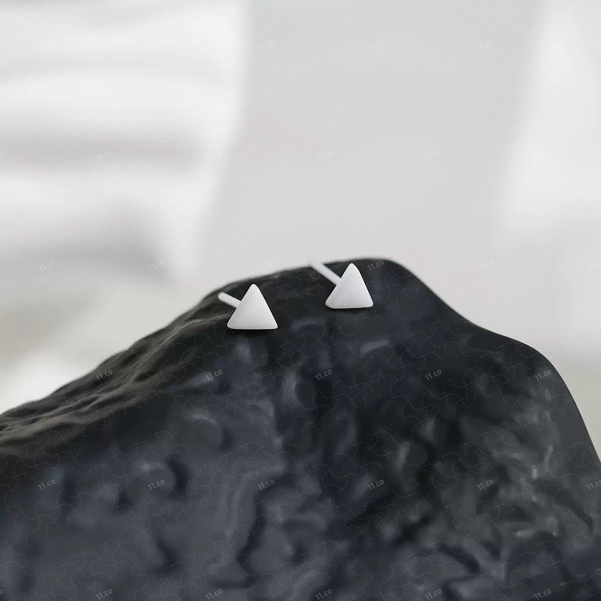 Traingle Stud Earings